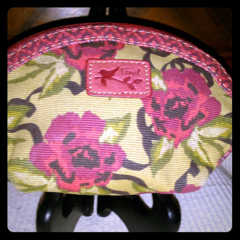 Fossil makeup bag